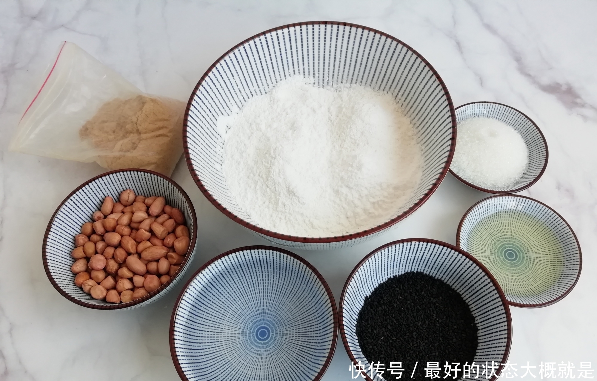 过年别忘做这个吃,无需烤箱,一蒸一卷即可,软糯又拉丝,真好吃