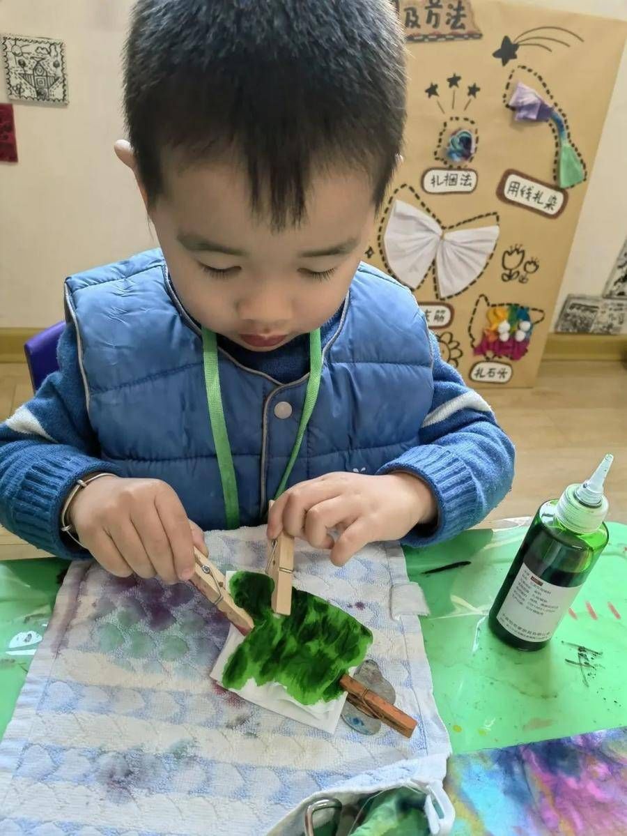 孩子们|小小萌娃和中国艺术撞了个满怀——鹤琴英华幼儿园清雅画苑