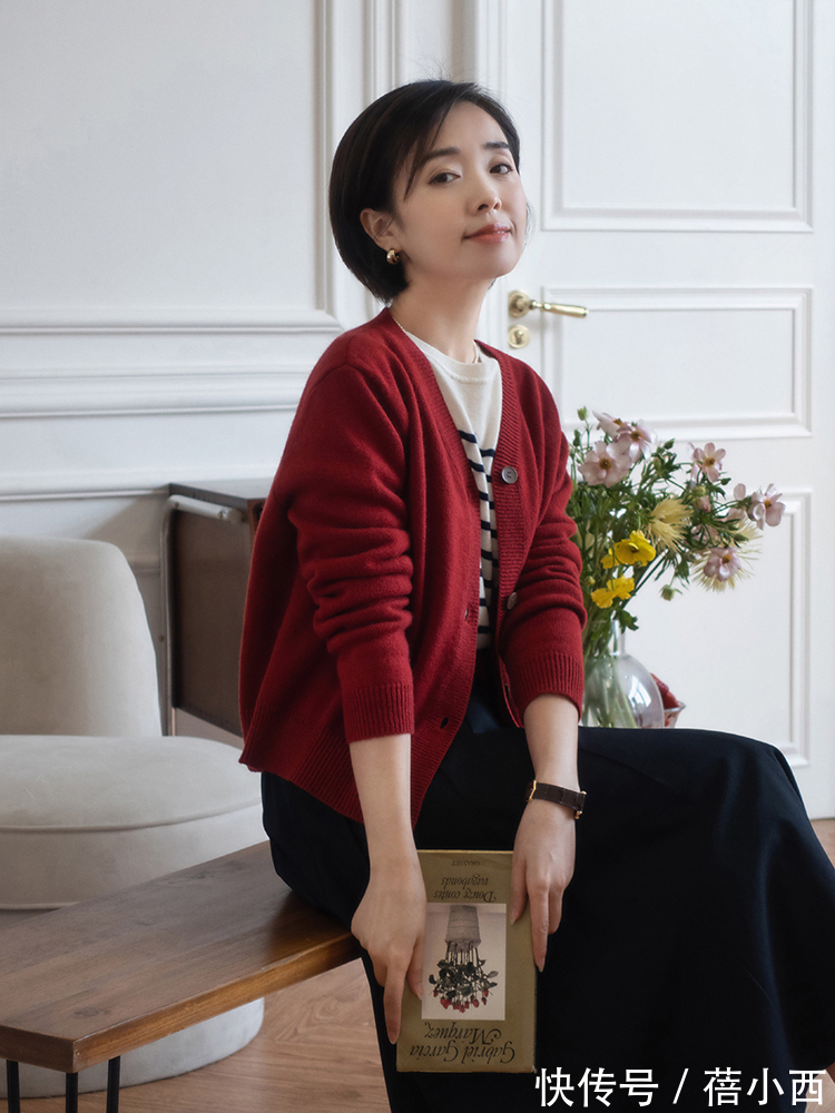 针织衫 “优雅感”针织衫搭配长啥样?价格不一定贵,选款和搭配才是关键