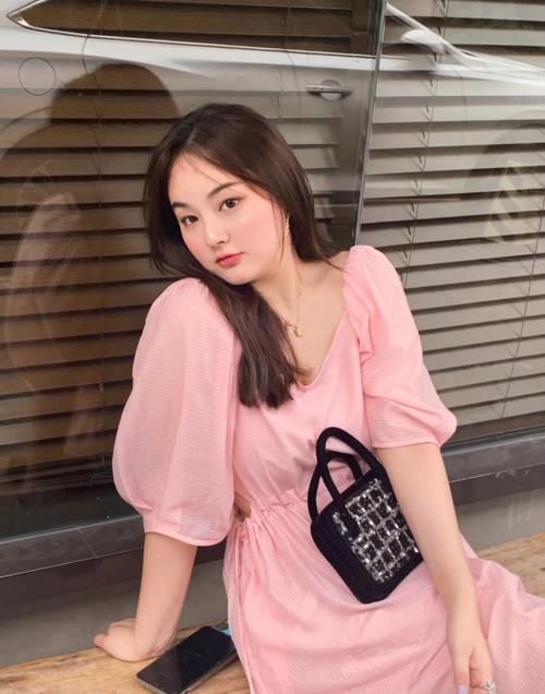 显瘦10斤的“作弊穿法”，春天日常搭配用起来，超好看