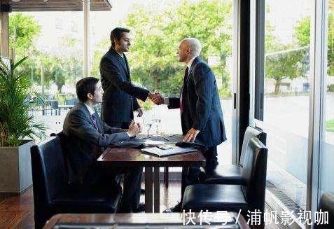 风度|孩子有没有风度和教养，一顿饭就能看清，父母应该提早知道