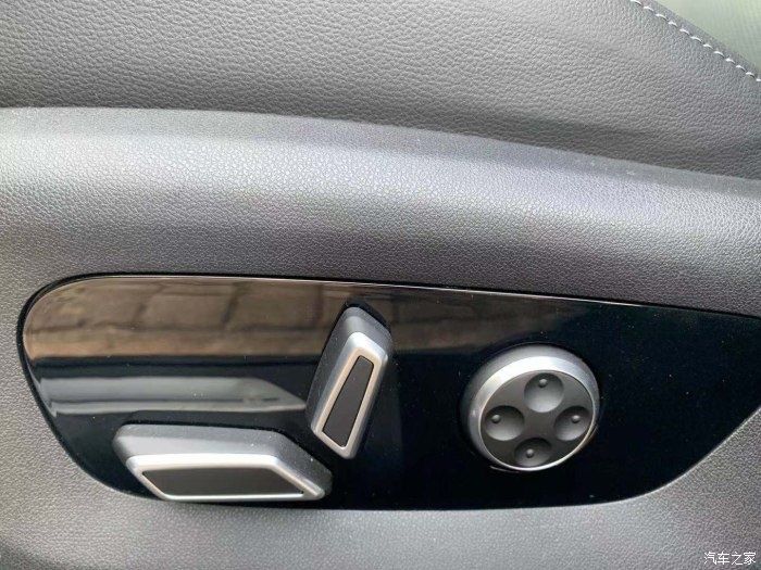 国产车|享受放荡不羁的赛力斯SF5,黑赛所向披靡!