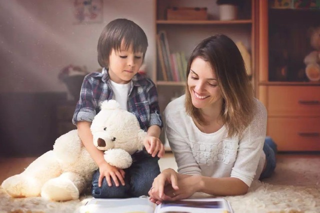 孩子|《变形记》中的16岁女巨婴:每日花销过万吃饭要人喂,如今咋样了