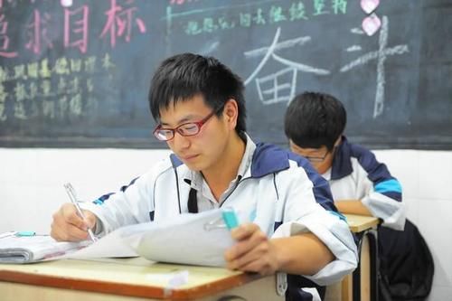 参加|高三这5类学生，可以不用参加高考，直接“保送”大学