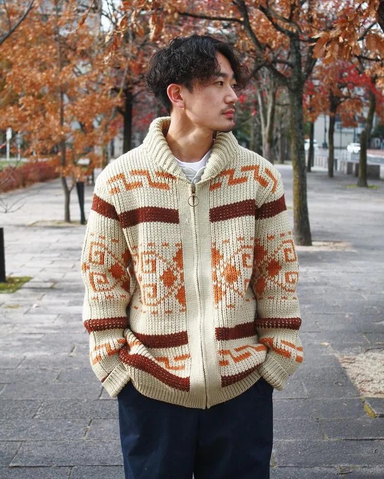 为什么“好色”的男人，总会在冬日拥抱「印第安图腾」？