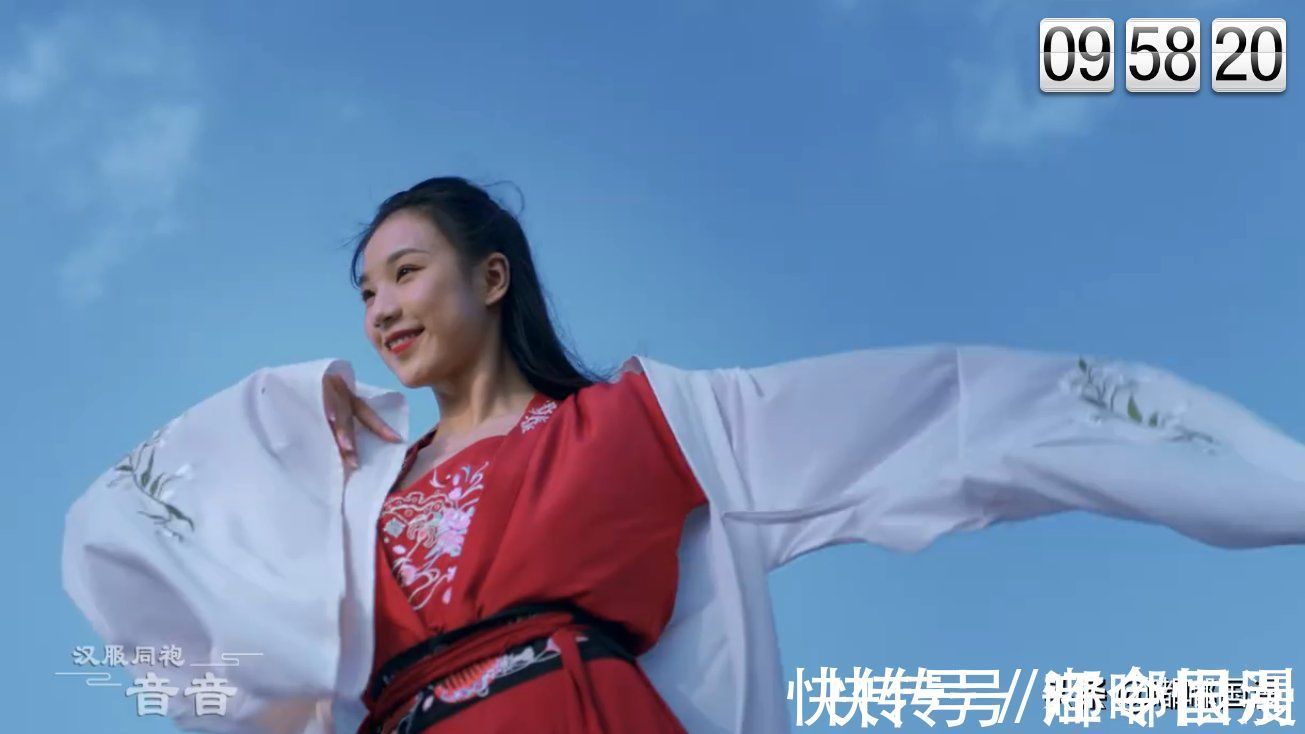 什么梗&拿“穿汉服骑电车送外卖”来表现汉服自由,这广告怎么想的?