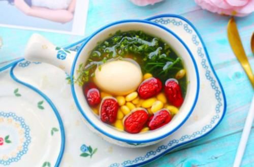 它是藏在身邊的“補(bǔ)血方”，簡單煮一煮，氣血雙補(bǔ)，臉色越來越紅潤