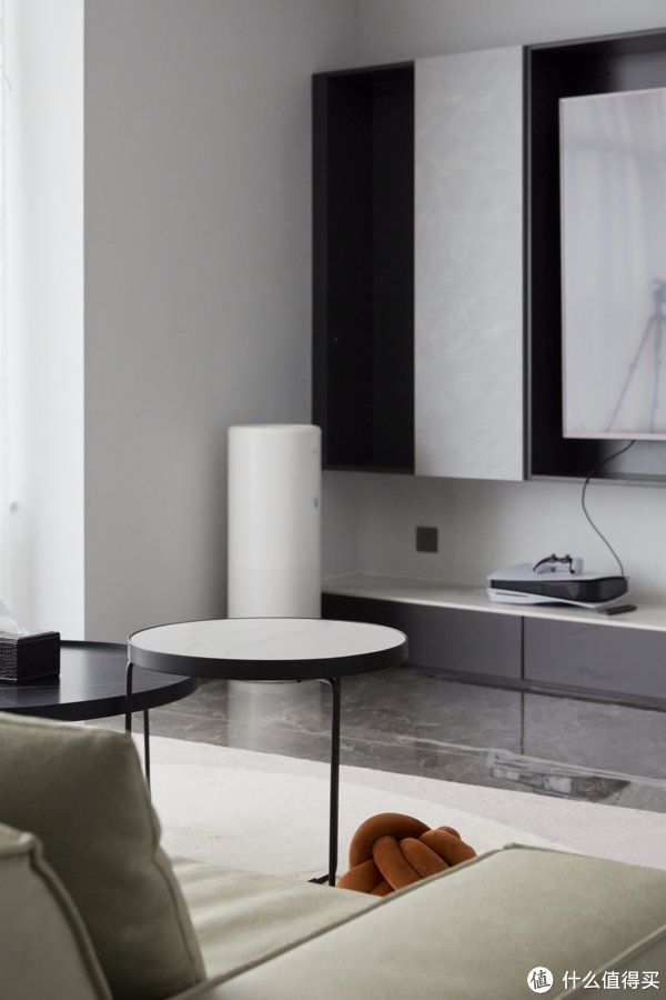 卫浴|绝！5口之家0杂物，只靠1扇门实现卫浴三分离