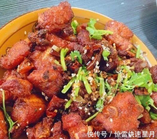 这家店又远又小却贼有名!为了吃他家我坐了30站公交!