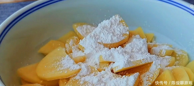 土豆片这样做太好吃了,学会用它来招待客人,比红烧肉还受欢迎