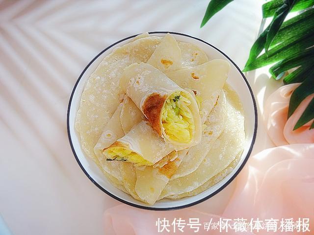 面团|晚餐就这一样,烙一烙,卷一卷,吃美了,网友:最爱这一口