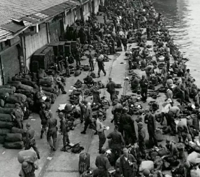 中国人民志愿军凭什么以弱胜强？除了意志和战术之外，还有一个很少被提及的工作|档案春秋 | 档案