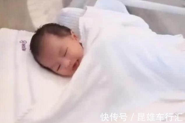 怀孕期间|“最美婴儿”火了,刚出生征服护士,现在征服网友:娘胎里整容?