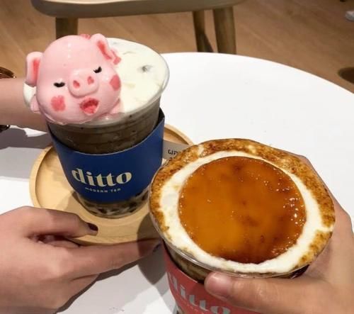 奶茶|韩国最可爱的“奶茶”,60元一杯顾客抢着买,拿到也舍不得吃