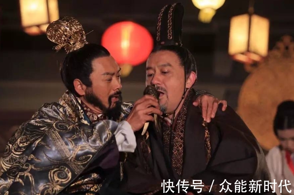 酒鬼#古代第一酒鬼,被老婆踹进酒缸,说了三个字,成年轻人口头禅