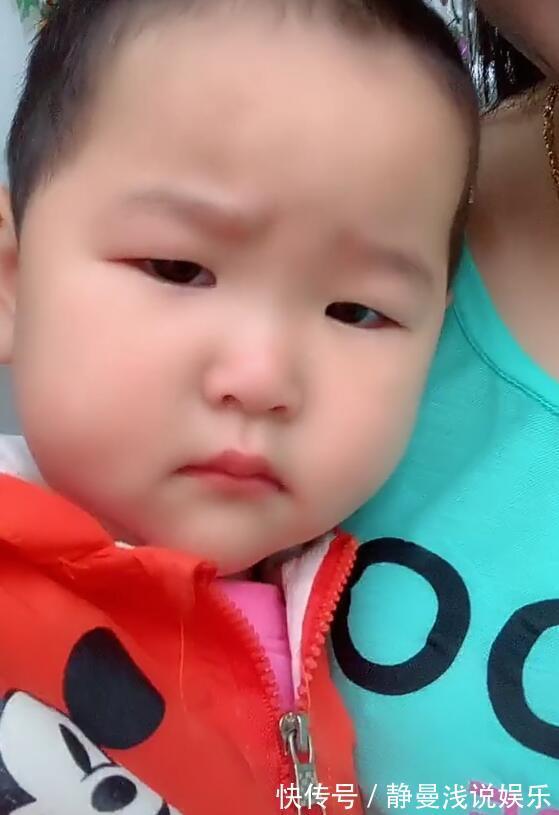 小眉头|带孩子去超市,妈妈故意空手而归,宝宝的反应都长在“笑点”上