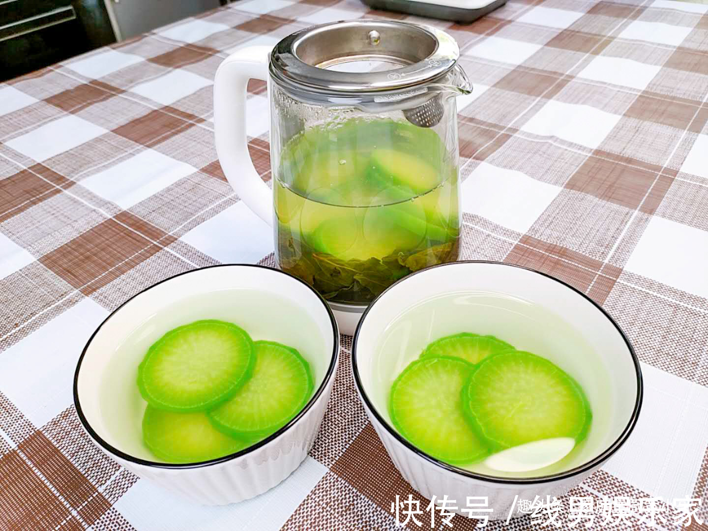 奶奶|93岁奶奶喝了一辈子的萝卜茶,做法过程全部教你,很简单也营养