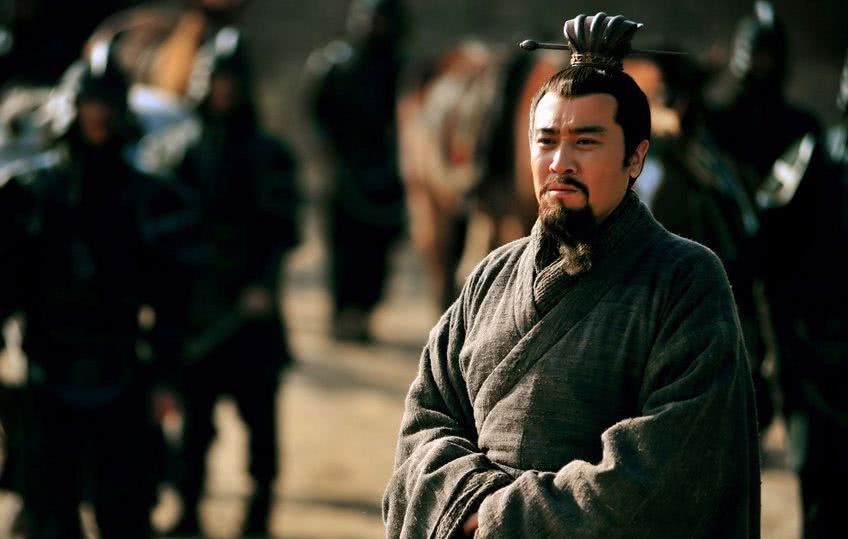 收服|三国中最难收服的谋士,刘备为何得到他,追了半个中国!