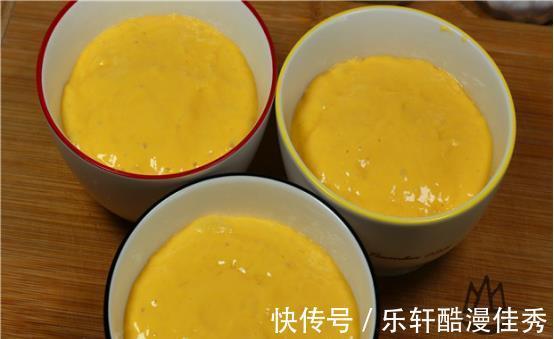 雪梨块|把梨切成小块，淋2个鸡蛋，教你从没吃过新做法，比面包简单好吃