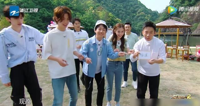 终于知道《跑男》为何火了,常驻嘉宾不是关键,他才是节目灵魂