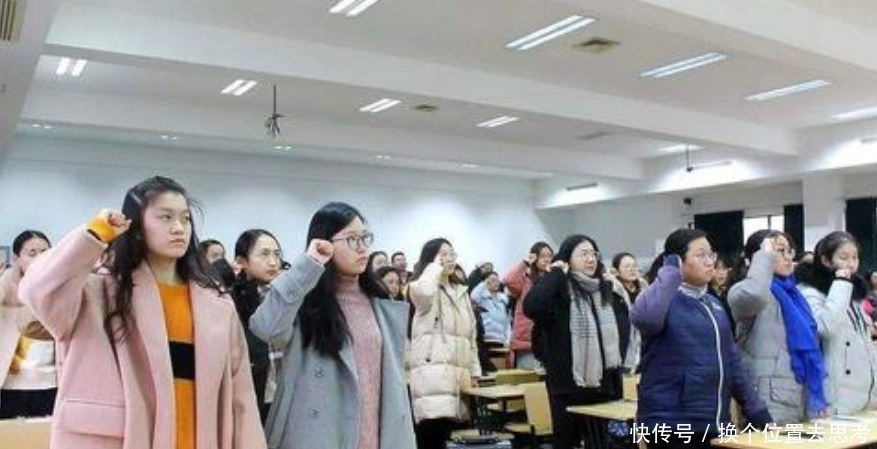 大学就读期间，若出现挂科重修会被记入档案里吗，看辅导员怎么说