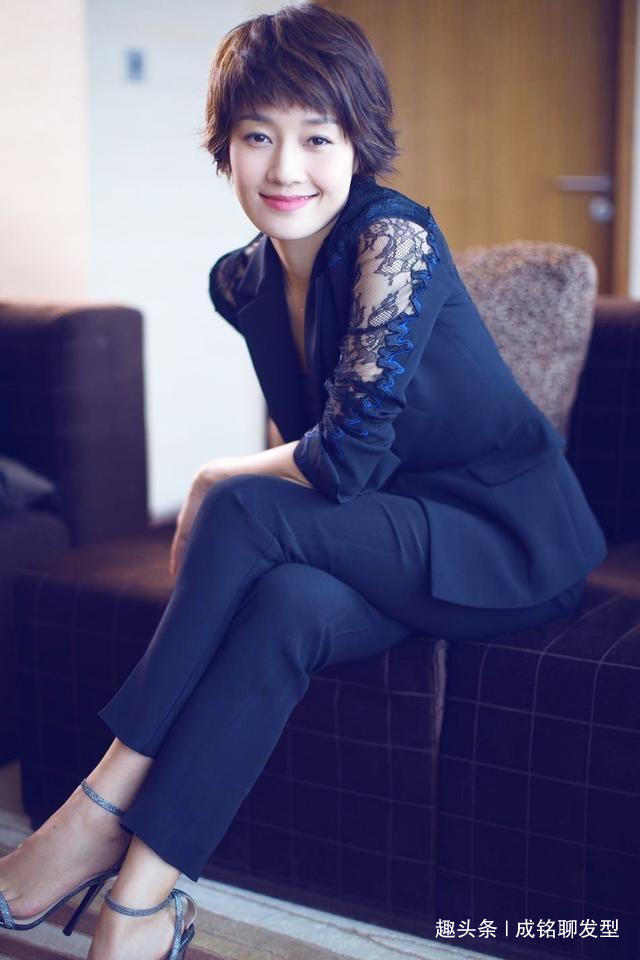 生活色 40岁女人要选对发色,我总结了12位明星发型发色,换发型前看看!