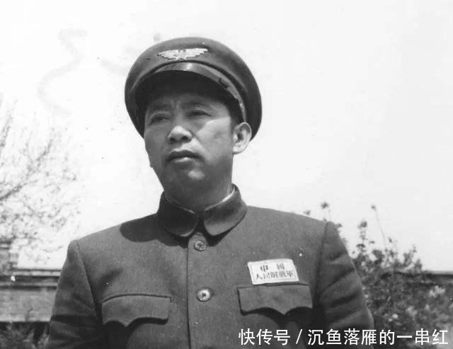 军长|红军军长被土匪打黑枪，建国后才知道，土匪还差点打死一位上将