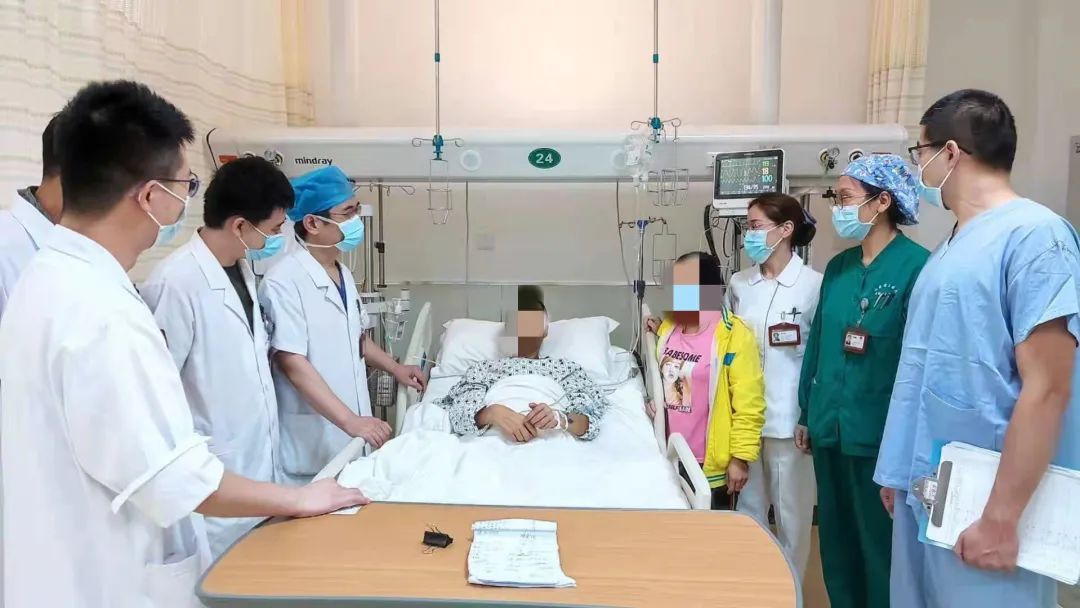 胆囊切除|山东第一医科大学附属省立医院成功救治一名高空坠落伤患者