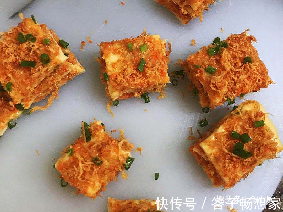 黄油|做面包时,不用烤箱,多加一步就能快速揉出膜,蒸好的面包松软拉