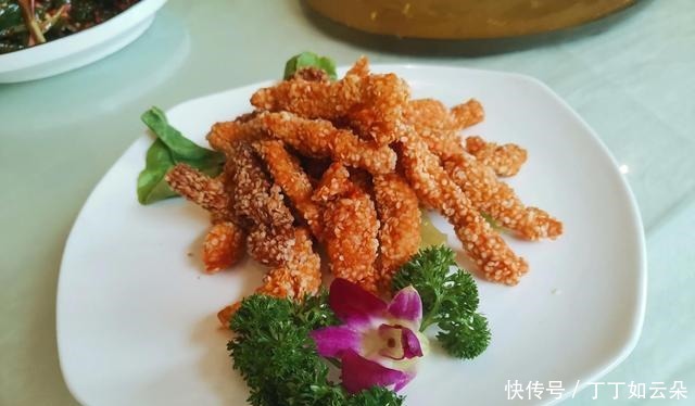 元宵佳节聚餐，推荐4道凉菜，6道热菜，汤圆必须也有