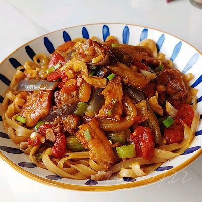 茄子|酱肉蚝香茄茄面