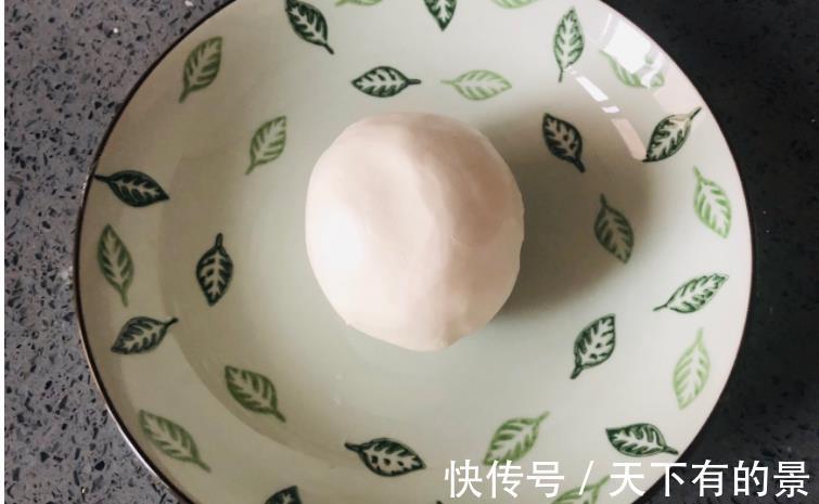 圆子|女人过了30岁，别亏待自己，这汤要常喝，气色红润显年轻