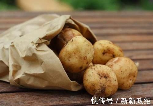 土豆|土豆发芽了没办法吃，但是却有大用处，别傻傻扔掉了