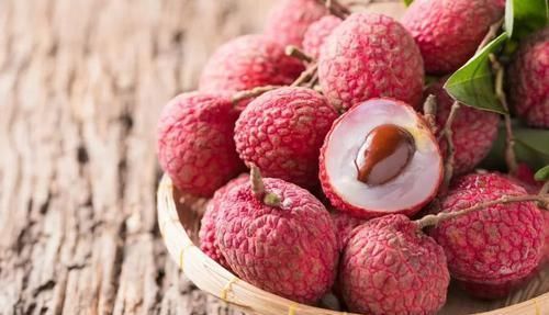 排毒|冬天寒冷，推荐3种食物搭配食用，清热排毒，美容护肤，不容错过