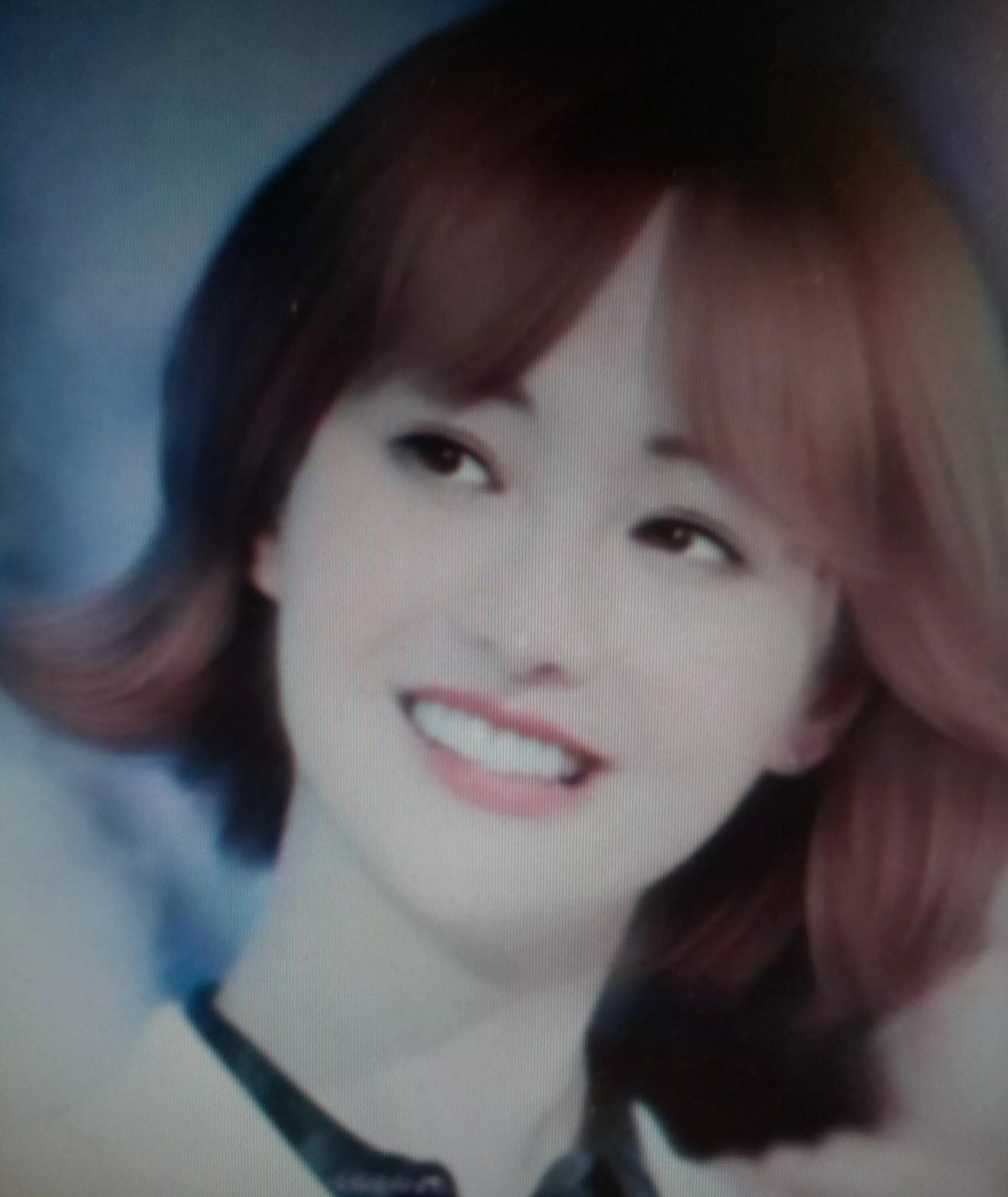 郑爽弃养掀轩然大波,灰色行业敲响丧钟,