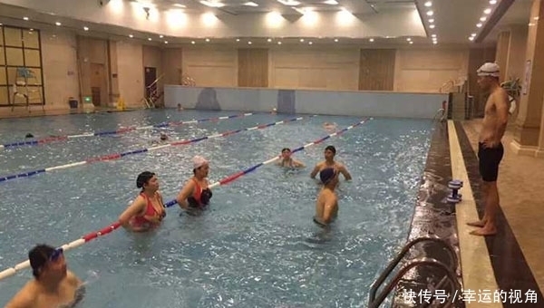 血糖高的人,每天吃一个水煮鸡蛋,对身体有影响吗?听听医生咋说