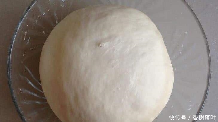 搅拌均匀|立冬后,遇到这菜要多吃,比萝卜便宜,烙成馅饼最香,别不懂吃