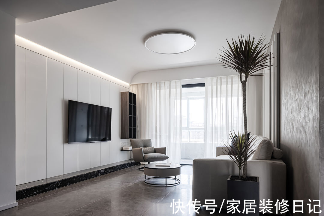 背景墙|南京140㎡新房装修，艺术漆+弧线半吊，简单却有藏不住的高级感