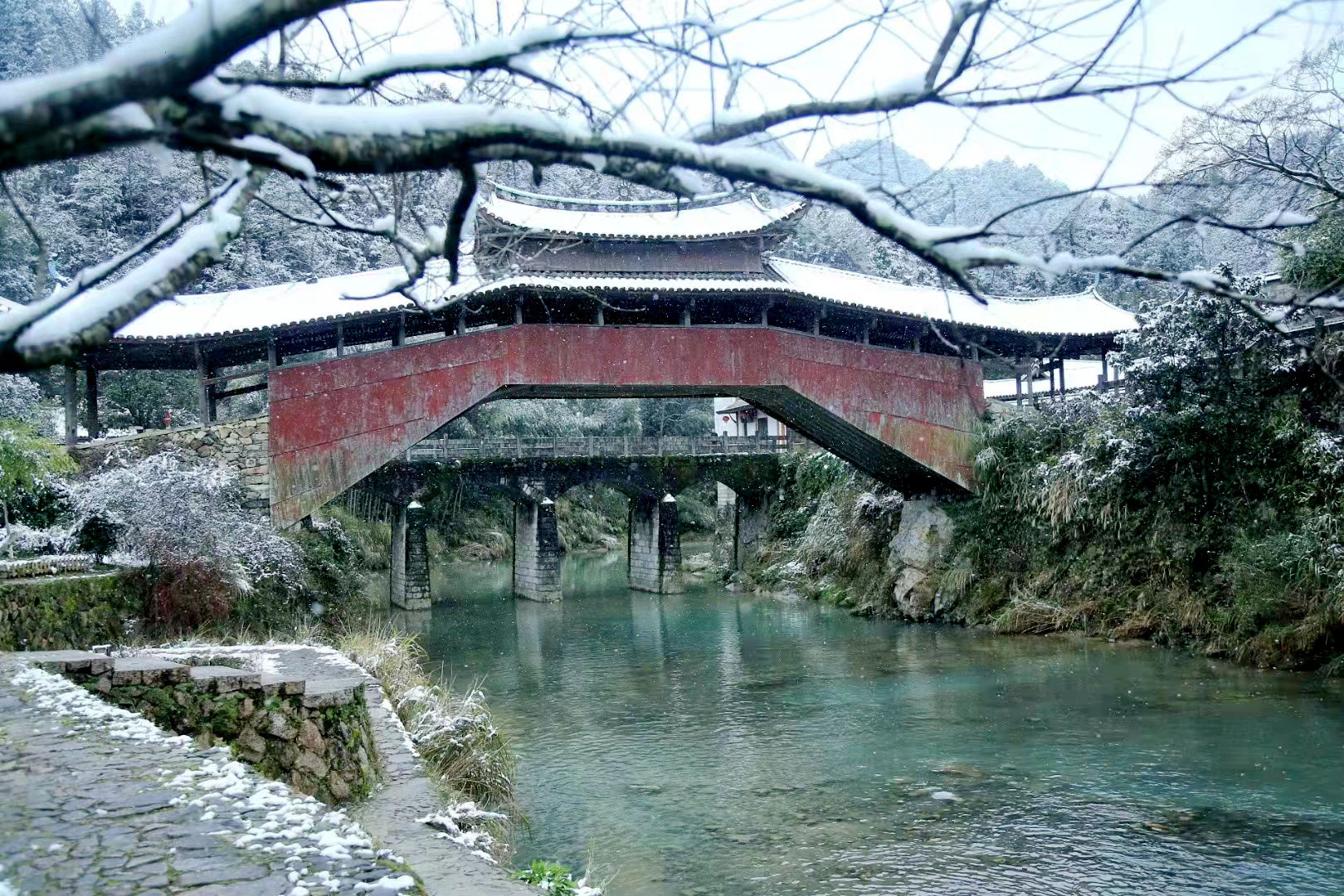 文重桥|泰顺一场春雪，凝固了绝美的“廊桥遗梦”