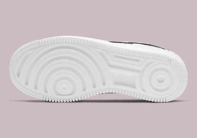 重叠解构+像素风点缀！这双全新Air Force 1看点真不少