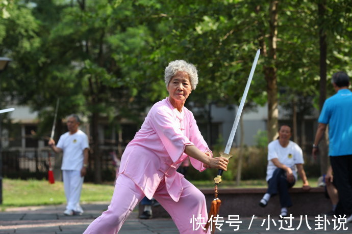 大师|59岁养生大师患癌离世,提醒:这5种“养生”方法,不要也罢