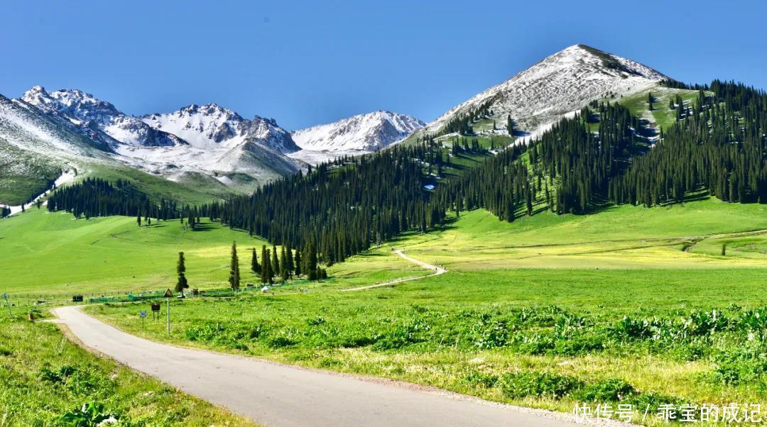 巴音布鲁克|横跨崇山峻岭，穿越深山峡谷，独库公路“纵贯天山的景观大道”