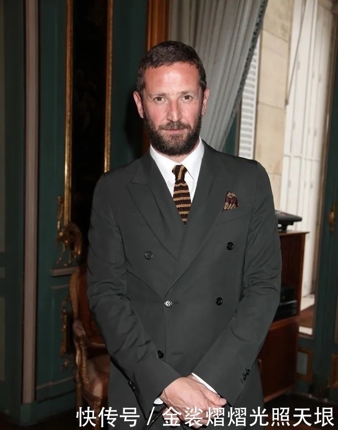  风格|我看这些设计师，干脆转行当时尚博主得了