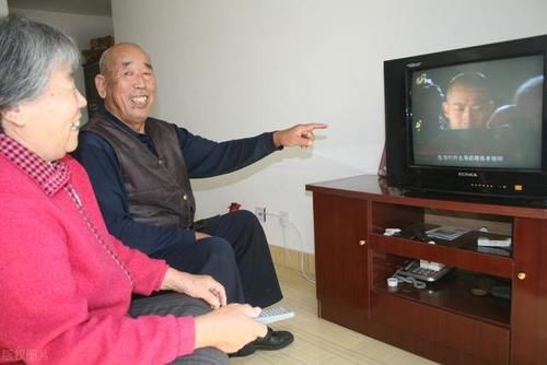 中老年人想长寿，日常起居的这几个习惯你都做过吗？