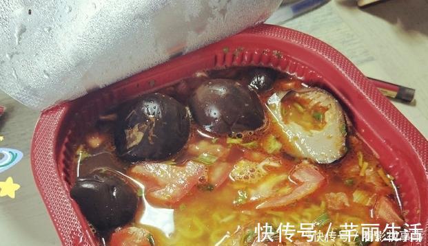 番茄牛腩面|汤里全是“精华”的四款泡面,汤达人自愧不如,康师傅望尘莫及