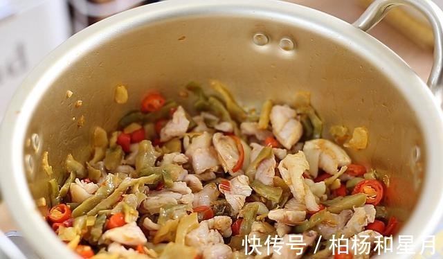 冬天,晚餐就爱这么吃,又酸又辣好过瘾,吃完浑身热乎不怕冷!