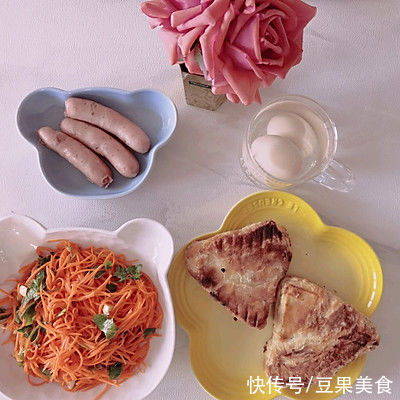 吃了这碗美味家常菜:凉拌胡萝卜,一口下肚感觉超暖