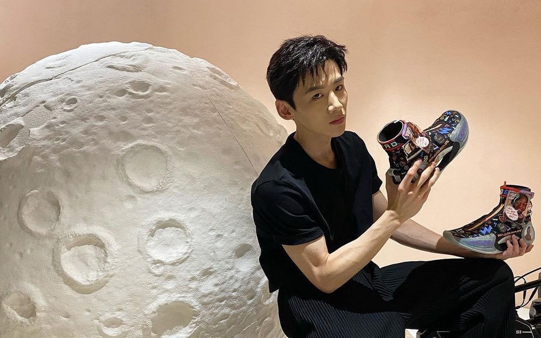 鞋款 韦德之道9无限「Moment」,初看惊艳十足,细看却不敢穿出门?