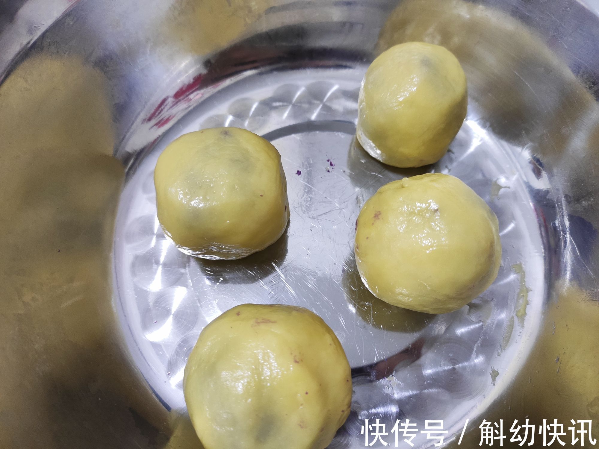 越吃越瘦的这道甜品，低脂低卡，代餐饱腹还好吃，体重悄悄降下来