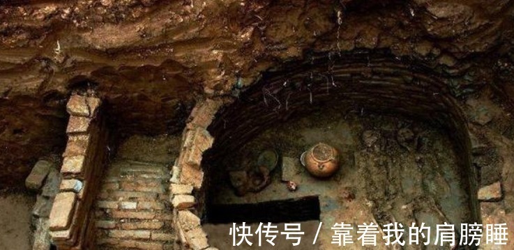 教皇#天下第一凶墓古墓里死80名盗墓贼,不能小看古人的智慧!